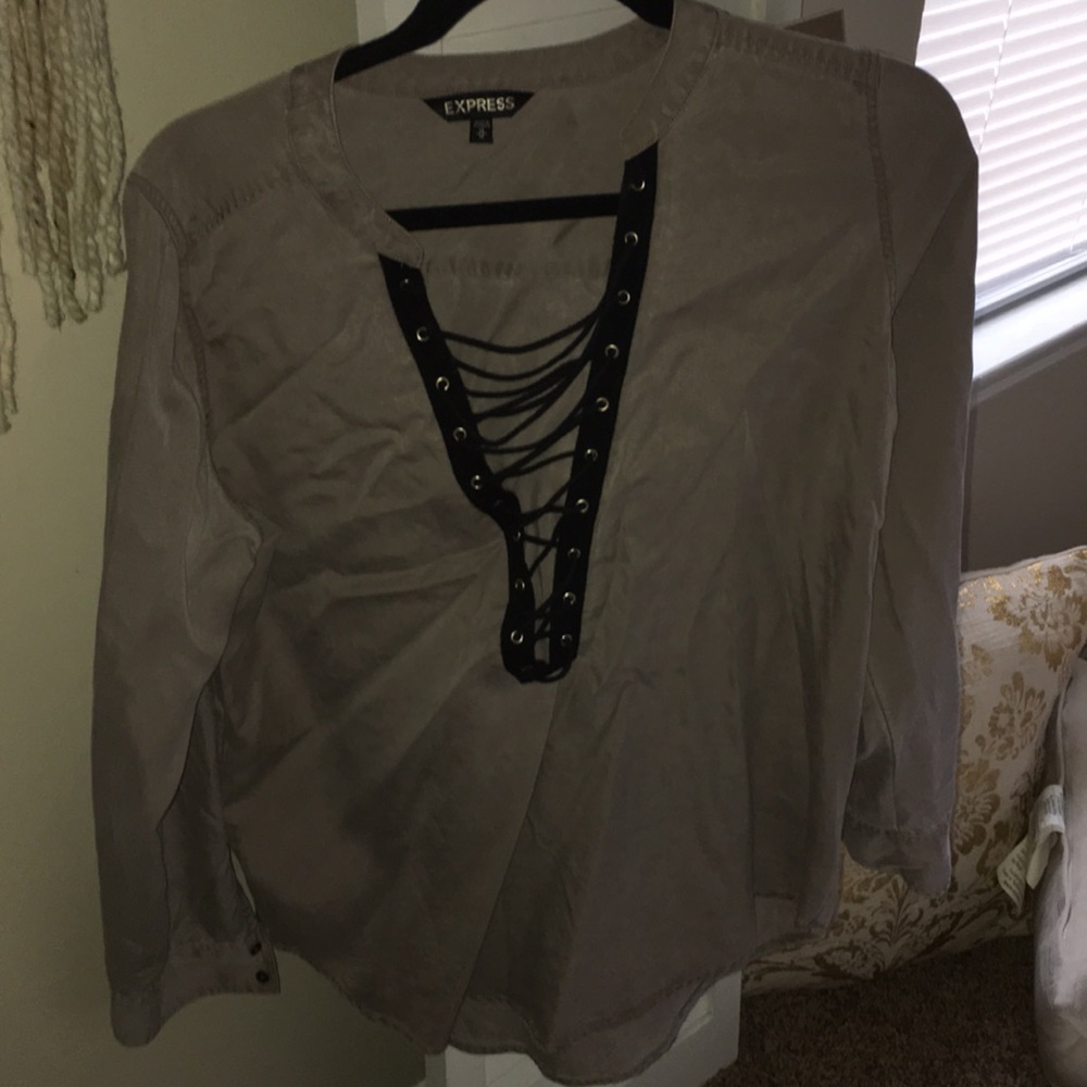 Long sleeve express top. Never worn, just too big!